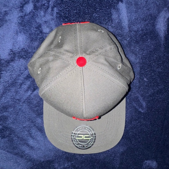 A NEW SnapBack hat, size 7 1/8 , rhino logo - Picture 3 of 5